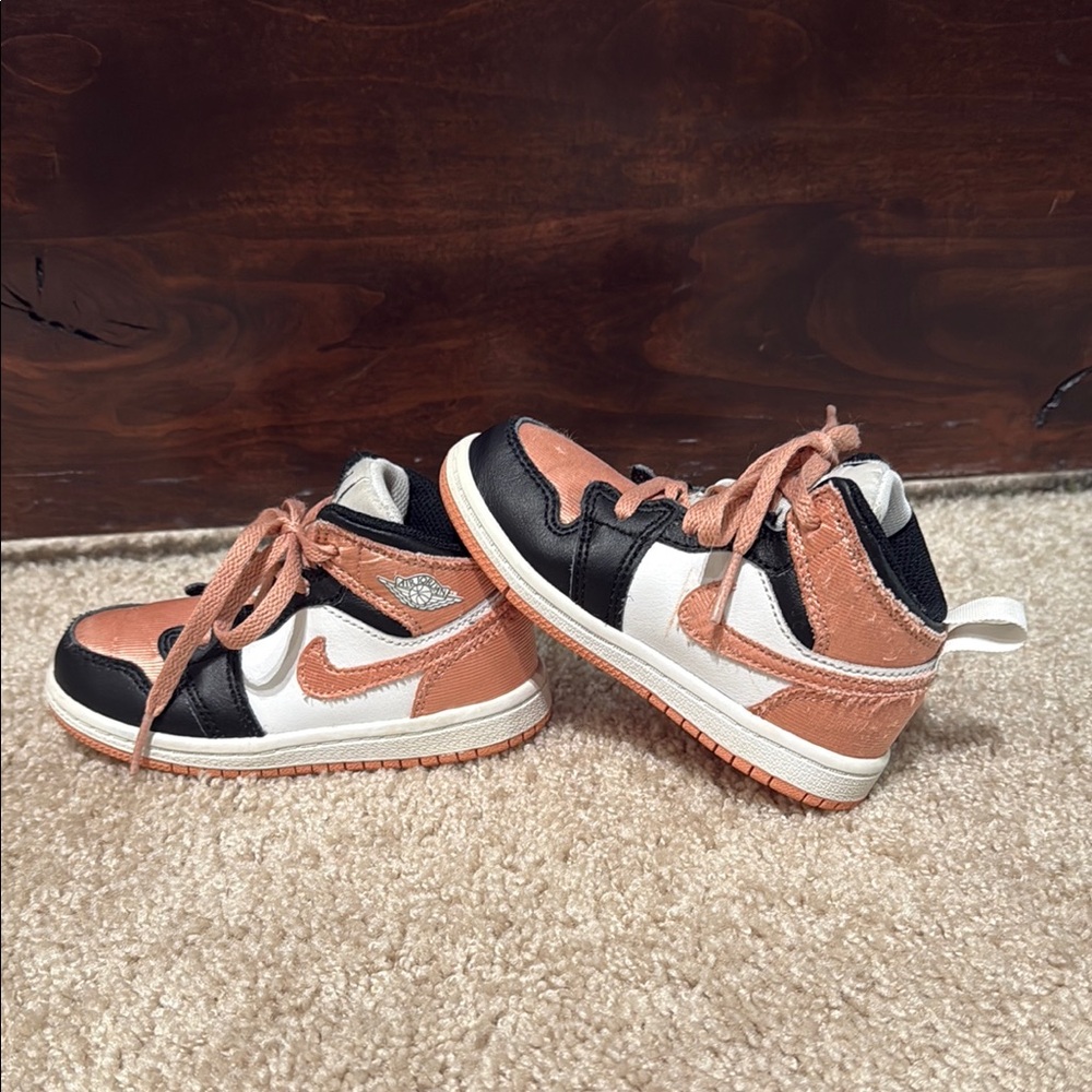 Nike Kids Jordan 1 Mid